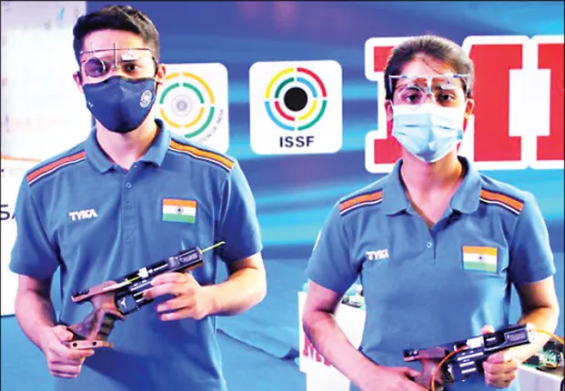 ବନ୍ଧୁକଚାଳନା ବିଶ୍ବକପ୍‌: ବିଜୟବୀର-ତେଜସ୍ବିନୀଙ୍କୁ ସ୍ବର୍ଣ୍ଣ