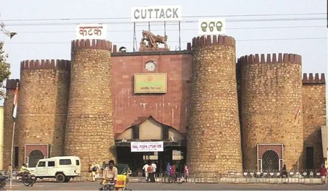 ଏପ୍ରିଲ ୧୨ରୁ ଟ୍ରାକ୍‌କୁ ଫେରିବ ‘ମେମୁ’; ପୁରୀ, ପାରାଦୀପ, ଭଦ୍ରକ ରୁଟ୍‌ରେ ଗଡ଼ିବ ଏପ୍ରିଲ ୧ରୁ ତପସ୍ବିନୀ ଏକ୍ସପ୍ରେସ୍‌