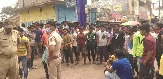 ସ୍କୁଲ ପାଚେରି ନିର୍ମାଣକୁ ନେଇ ଗଣ୍ଡଗୋଳ; ପଟ୍ଟାମୁଣ୍ତାଇରେ ୧୪୪ ଧାରା, ପୁଲିସର ଫ୍ଲାଗ୍‌ମାର୍ଚ