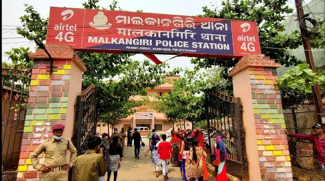 ମାଲକାନଗିରିରୁ ତାମିଲନାଡୁ ଚାଲାଣ ବେଳେ ୨୫ ଶ୍ରମିକ ଉଦ୍ଧାର, ୨ ଗିରଫ