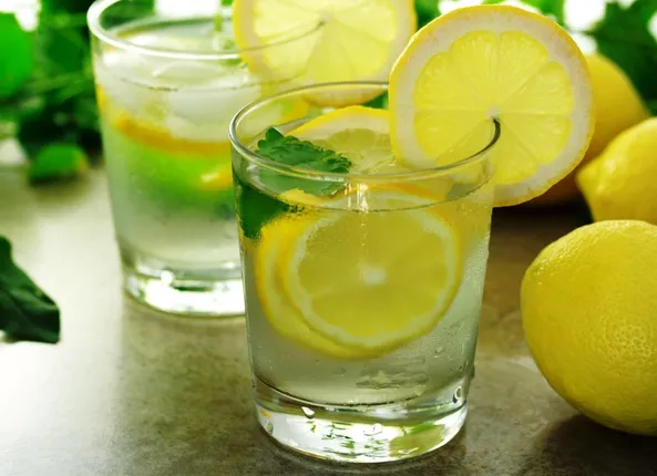 ଖରାଦିନେ ଘରେ ଘରେ ଖୋଜା ପଡ଼େ ଲେମ୍ବୁ ସରବତ, ଜାଣନ୍ତୁ ଏହାର ସୁଗୁଣ