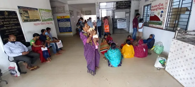 ବାଳକାଟି ଗୋଷ୍ଠୀ ସ୍ବାସ୍ଥ୍ୟକେନ୍ଦ୍ରରେ ପରିବାର ନିୟନ୍ତ୍ରଣ ଅସ୍ତ୍ରୋପଚାର ଶିବିରରେ ଅବ୍ୟବସ୍ଥା