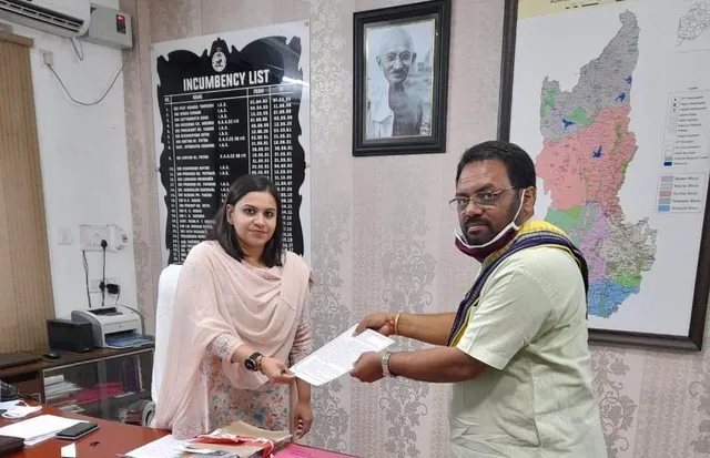 ଅଭୟାରଣ୍ୟବାସୀଙ୍କ ପାଇଁ ଜିଲ୍ଲାପାଳଙ୍କୁ ଭେଟିଲା ଜୟ କିଷାନ ମଜଦୁର ସଂଗ୍ରାମ ପରିଷଦ