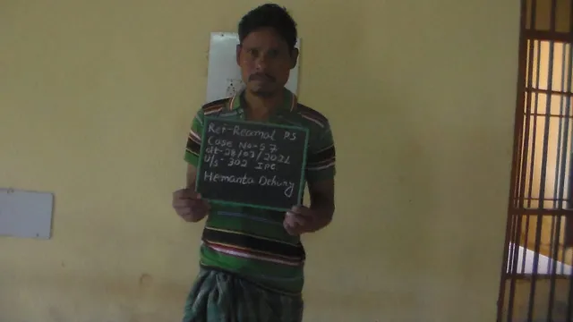 ଟଙ୍କା ନ ଦେବାରୁ ପଥରରେ ଛେଚି ମା’କୁ ହତ୍ୟା କଲା ପୁଅ 