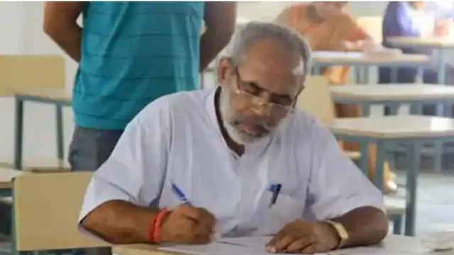 ଝିଅର ପ୍ରେରଣା ପାଇବା ପରେ ୬୨ ବର୍ଷରେ ପରୀକ୍ଷା ଦେଲେ ବିଜେପି ବିଧାୟକ