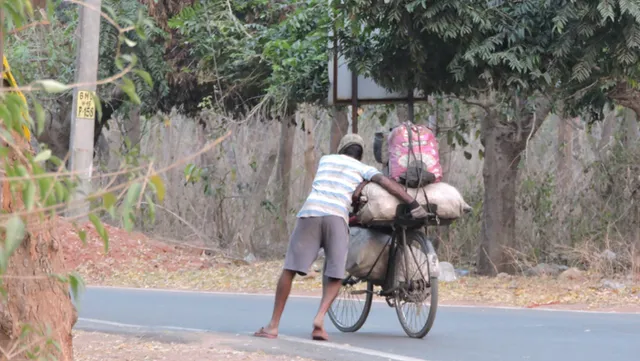 କଳାହୀରା ଚୋରା କାରବାର ପଛର ନାୟକ କିଏ ?
