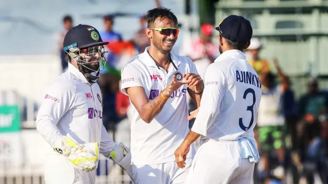 ଭାରତ-ଇଂଲଣ୍ଡ୍‌ ୪ର୍ଥ ଟେଷ୍ଟ୍‍ର ପ୍ରଥମ ଦିନରେ ଟସ୍‌ ଜିଣି ବ୍ୟାଟିଙ୍ଗ୍‌ କରୁଛି ଇଂଲଣ୍ଡ୍‌; ୩ ଓ୍ଵିକେଟ୍‌ରେ ୩୩ ରନ୍‌ 