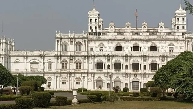 ବିଜେପି ସାଂସଦ ଜ୍ୟୋତିରାଦିତ୍ୟ ସିନ୍ଧିଆଙ୍କ ଗ୍ଵାଲିଅର୍‌ ରାଜପ୍ରାସାଦରେ ପଶିଲେ ଡକାୟତ, କ’ଣ ଚୋରି ହୋଇଛି ଜାଣି ପାରୁନି ପୁଲିସ