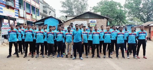 ଯବାନଙ୍କ ବଦାନ୍ୟତା: ଶିକ୍ଷିତ ଯୁବକଙ୍କୁ ସୈନ୍ୟବାହିନୀ ସାକ୍ଷାତକାର ପରୀକ୍ଷା ପାଇଁ ଦେଉଛନ୍ତି ତାଲିମ