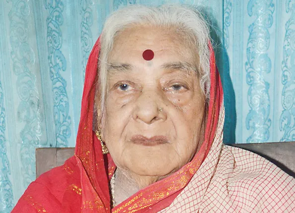 ପଞ୍ଚଭୂତରେ ଲୀନ ହେଲେ ଲକ୍ଷ୍ମୀପ୍ରିୟା, ରାଷ୍ଟ୍ରୀୟ ମର୍ଯ୍ୟାଦା ସହ ସ୍ବର୍ଗଦ୍ବାରରେ ଶେଷକୃତ୍ୟ