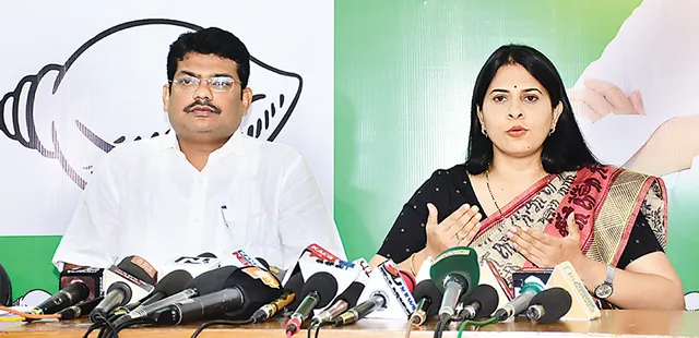 ଘର କଳି ବଢ଼ିଲା : କେନ୍ଦ୍ରକୁ ବିଜେଡିର ଟାର୍ଗେଟ, ୧୪ଲକ୍ଷ ଯୋଗ୍ୟ ହିତାଧିକାରୀ ହତାଶ