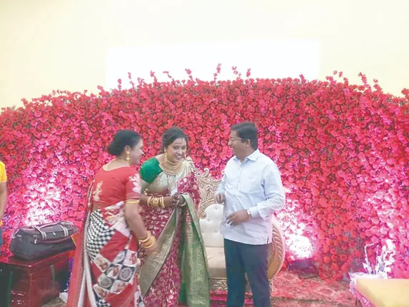 ମନ୍ତ୍ରୀଙ୍କ ଝିଅ ବାହାଘର, ମନ୍ତ୍ରୀମୟ ସମ୍ବଲପୁର