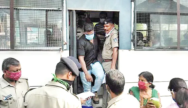 ନୂଆପଲ୍ଲୀରେ ଘରେ ପଶି ଆକ୍ରମଣ ଘଟଣା : ରାଜ୍ୟ ବାହାରକୁ ଗଲା କମିସନରେଟ୍‌ ପୁଲିସ