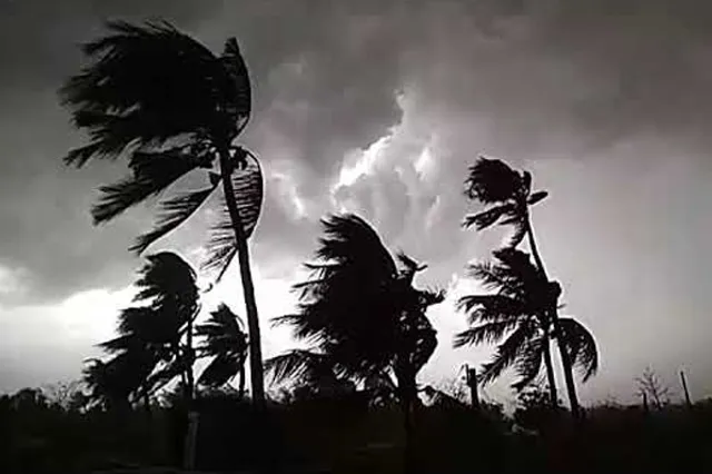 ବାରିପଦାରେ କାଳ ବୈଶାଖୀ ପ୍ରଭାବ, ଘଡ଼ଘଡ଼ି ସହିତ ବର୍ଷା