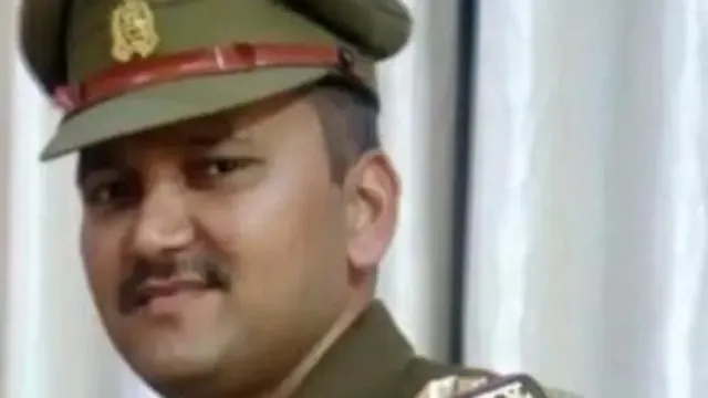 ଭାଇ ଭାଇ ମଧ୍ୟରେ ଆଳୁ ବିଲ ବିବାଦ ସମାଧାନ ପାଇଁ ଆସିଥିବା ଆଗ୍ରା ପୁଲିସ ଏସ୍‌ଆଇ ଗୁଳି ଚୋଟରେ ନିହତ