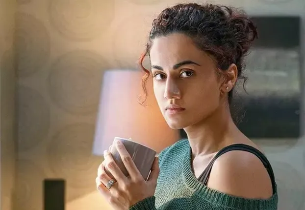 ଫ୍ୟାଣ୍ଟମ୍‌ ଫିଲ୍ମ୍‌ସ୍ ୩୫୦ କୋଟି ଟଙ୍କାର ଟିକସ ଫାଙ୍କିଥିବାର ମିଳିଲା ପ୍ରମାଣ, ୫ କୋଟି ଟଙ୍କା ନେଇଛନ୍ତି ତାପସୀ : ଆୟକର ବିଭାଗ