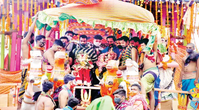 ରାମେଶ୍ୱର ମନ୍ଦିରରେ ବିଜେ ଶ୍ରୀଲିଙ୍ଗରାଜ: ମାଉସୀ ମା’ରେ ଲାଗିଲା ରୁକୁଣା ରଥ