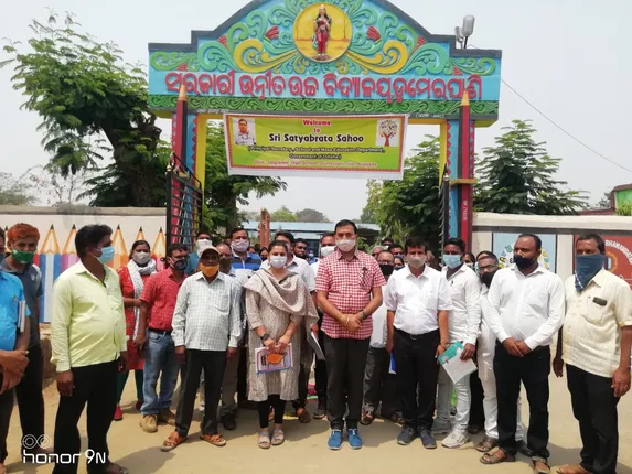 ନୂଆପଡ଼ା ଗସ୍ତରେ ଜିଲ୍ଲା କରୋନା ପର୍ଯ୍ୟବେକ୍ଷକ, ସ୍ଥିତି ସମୀକ୍ଷା କଲେ