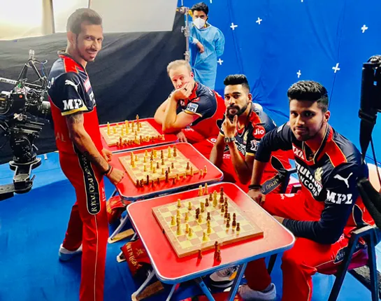 ଚେସ୍ ଖେଳିଲେ ଚହଲ