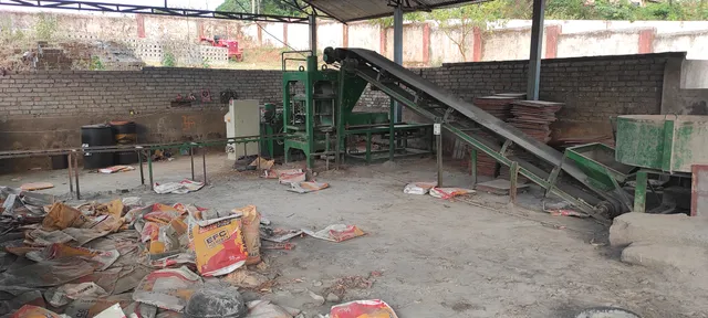 ପେଟେଇଛି ସିମେଣ୍ଟ ଇଟା ପ୍ରକଳ୍ପ, ପାଣିରେ ପଡିଲା ଅଧ କୋଟି ଟଙ୍କା