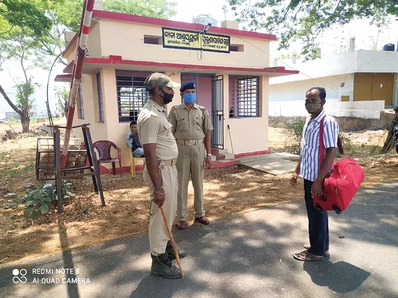 ବାହାର ରାଜ୍ୟ ଫେରନ୍ତାଙ୍କ ଉପରେ କଡ଼ା ନଜର, ୧୪ ପଜିଟିଭ୍‌ ପରେ ଚିନ୍ତା ବଢ଼ିଲା  