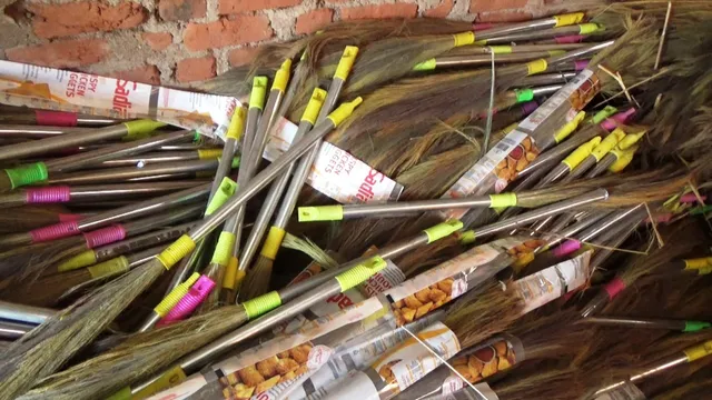 ଜାତୀୟ ବଜାରରେ ପହଞ୍ଚିଲା ରାୟଗଡ଼ା ଫୁଲଝାଡ଼ୁ