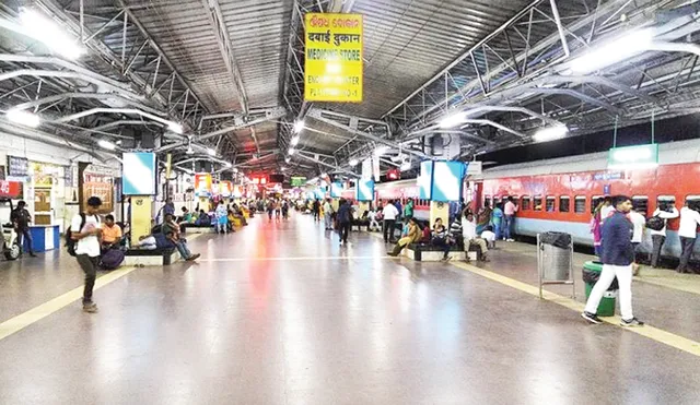 ପୂର୍ବତଟ ରେଳପଥର ୧୩ ଷ୍ଟେସନ୍‌ରେ ସ୍ଥାପନ ହେବ କିଓସ୍କ