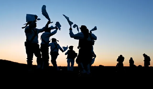 ରାତି ପାହିଲେ ଶ୍ରମିକ ଦିବସ:  ଜାଣନ୍ତୁ କେବେଠାରୁ ଓ କାହିଁକି ପାଳନ କରାଯାଉଛି ଏହି ଦିବସ