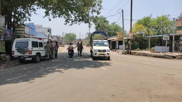 ସଟଡାଉନ ପ୍ରଭାବ ଛକ ବଜାର ଖାଁଖାଁ; ଗାଁ ମୁହାଁ ହେଲେ ଲୋକେ