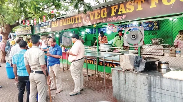 ବିଏମ୍‌ସି ପକ୍ଷରୁ ବିଭିନ୍ନ ମାର୍କେଟରେ ଚଢ଼ଉ‌ : ୧୮ହଜାର ଜରିମାନା ଆଦାୟ