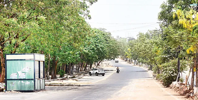 ସଟ୍‌ଡାଉନ୍‌ର ଦ୍ବିତୀୟ ଦିନରେ ବି ଖାଁ ଖାଁ: ତାତି ଅସହ୍ୟ, କରୋନା ଭୟ