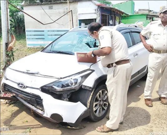 ଟଙ୍କା ଭର୍ତ୍ତି କାର୍‌ ଦୁର୍ଘଟଣାଗ୍ରସ୍ତ!