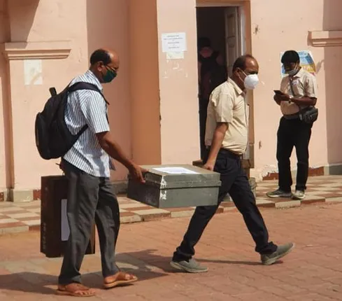 ପୋଷ୍ଟାଲ ବାଲାଟ ମାଧ୍ୟମରେ ଭୋଟ୍ ଦେବେ ପିପିଲିର ୧୦୭୭ ଭୋଟର