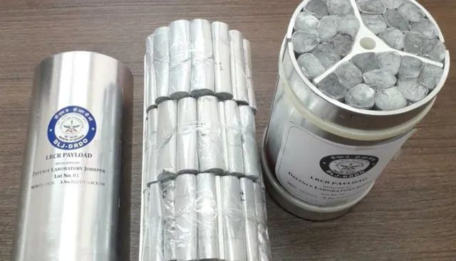 ଡିଆରଡିଓର ଏହି ଟେକ୍ନୋଲୋଜି ଶତ୍ରୁର କ୍ଷେପଣାସ୍ତ୍ର ଆକ୍ରମଣରୁ ନୌସେନାର ଯୁଦ୍ଧ ଜାହାଜକୁ ସୁରକ୍ଷା ଦେବ