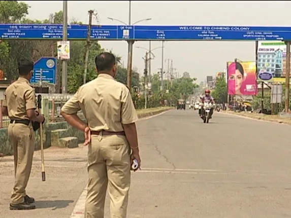 ରାଉରକେଲା: ରାଉରକେଲାରେ ମାସ୍କ ଚେକିଂ