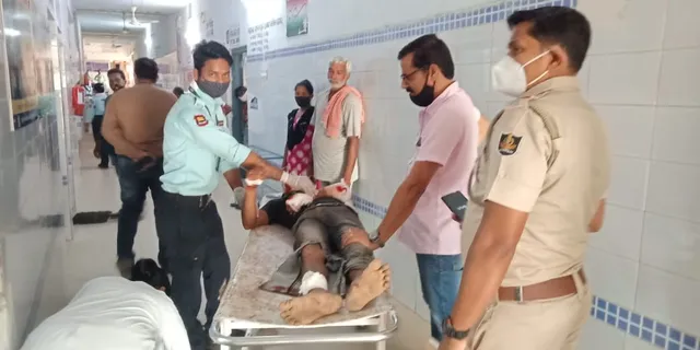 ଦଣ୍ଡନାଚ ପାଇଁ ଶଶୁର ଘରକୁ ଯାଉଥିବା ବେଳେ ହାଇୱା ଧକ୍କା; ଜଣେ ଗୁରୁତର