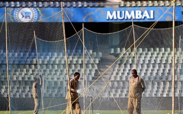 ମୁମ୍ବାଇରେ ଦର୍ଶକବିହୀନ ମ୍ୟାଚ୍‌କୁ ଅନୁମତି: ପଡିକଲ୍‌ ଖେଳିନପାରନ୍ତି ପ୍ରଥମ ମ୍ୟାଚ୍‌, ମୁମ୍ବାଇ ଅଭିମୁଖେ ରବାଦା, ନର୍ଖିୟା