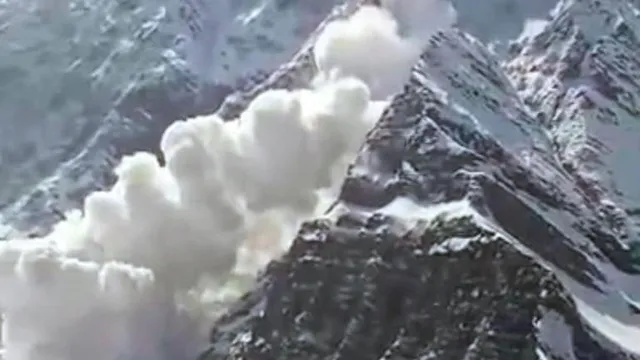 ଉତ୍ତରାଖଣ୍ଡର ‘ଗ୍ଲେସିଅର୍‌’ ବିସ୍ଫୋଟ; ୮ ମୃତ, ୪୩୦ ଉଦ୍ଧାର, ସହାୟତା ପାଇଁ ପ୍ରତିଶ୍ରୁତି ଦେଲେ ଅମିତ ଶାହ