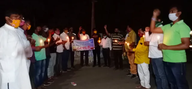 ସହିଦ ଯବାନଙ୍କ ସ୍ମୃତି ଉଦ୍ଦେଶ୍ୟରେ କ୍ୟାଣ୍ଡେଲ୍‌ ଶୋଭାଯାତ୍ରା