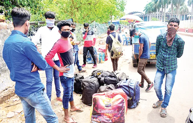 ଛତିଶଗଡ଼ରୁ କେମିତି ଆସୁଛନ୍ତି ପ୍ରବାସୀ ଶ୍ରମିକ? ନାଁକୁ ବସ୍‌ ଚଳାଚଳ ବନ୍ଦ, ସୀମା ମୁକୁଳା