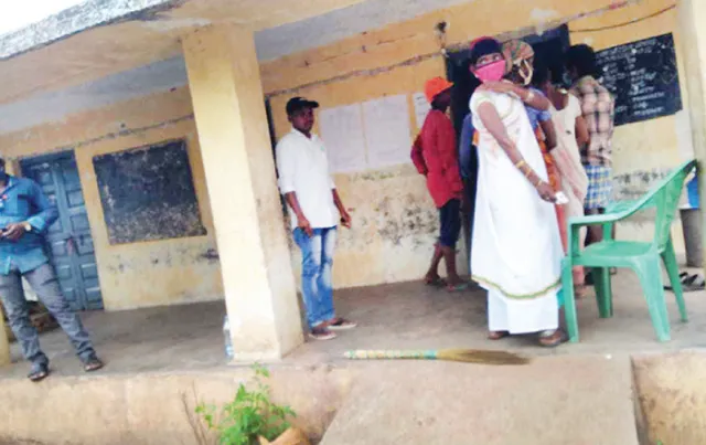 କୋଟିଆରେ ଭୋଟରଙ୍କୁ ଉଠାଇନେଲା ଆନ୍ଧ୍ର