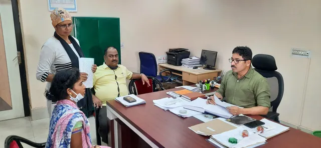 ଦମ୍ପତିଙ୍କୁ ପୁଲିସର ମାଡ଼ ଅଭିଯୋଗ, ଏସ୍‌ପିଙ୍କୁ ଫେରାଦ୍‌ ହେଲେ ମହିଳା 