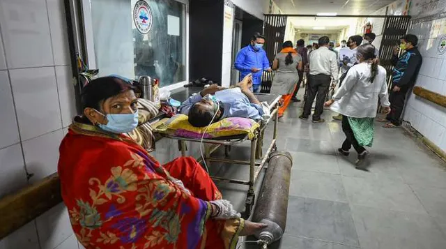 ଦ୍ବିତୀୟ ଲହରରେ ରୋଗୀ ଅଧିକ ଦିନ ହସ୍ପିଟାଲ୍‌ରେ ରହୁଛନ୍ତି, ପରିବାର ସଦସ୍ୟ ଆର୍ଥିକ ସଙ୍କଟର ସମ୍ମୁଖୀନ