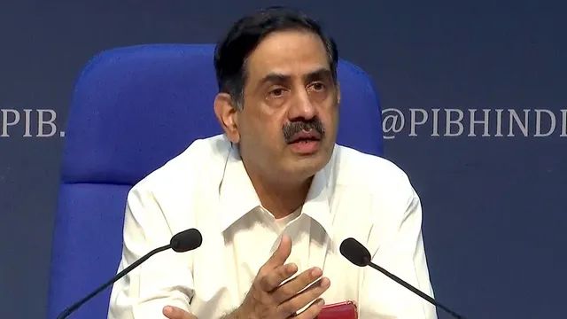 ଦ୍ୱିତୀୟ ଲହର ଯୁବବର୍ଗଙ୍କୁ ଅଧିକ ସଂକ୍ରମିତ କରୁଥିବା ଖବର ଠିକ ନୁହେଁ ବୋଲି କହିଲେ ଆଇସିଏମଆର ଡିଜି