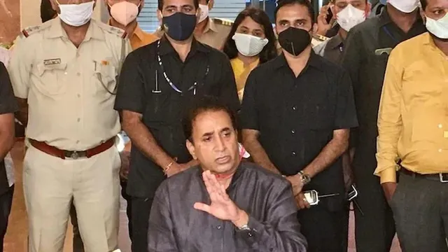 ବମ୍ବେ ହାଇକୋର୍ଟ ସିବିଆଇକୁ ତଦନ୍ତ ନିର୍ଦ୍ଦେଶ ଦେବା ପରେ ନିଜ ପଦରୁ ଇସ୍ତଫା ଦେଲେ ଗୃହମନ୍ତ୍ରୀ ଅନୀଲ ଦେଶମୁଖ