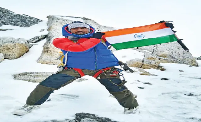 ପର୍ବତାରୋହୀ ଚିନ୍ମୟଙ୍କ ବାଟରେ କରୋନା କଣ୍ଟା: ଅଗଷ୍ଟ ୧୫ରେ ଆଫ୍ରିକାର କିଲିମାଞ୍ଜରୋ ଅଭିଯାନ ନେଇ ଅନିଶ୍ଚତତା