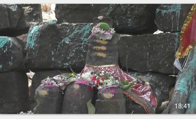 ମାଟି ତଳୁ ମନ୍ଦିର ଭଗ୍ନାବଶେଷ ଉଦ୍ଧାର; ଶିବ ଲିଙ୍ଗ, ବୃଷଭ ମିଳିଲା