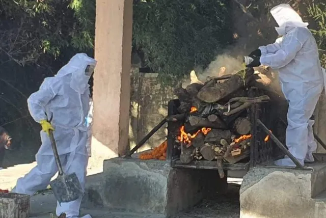 ସୁନ୍ଦରଗଡ଼ ମଶାଣିରେ ଜଳୁଛି ଜୁଇ; ତିନି ଦିନରେ ଦାହ ହେଲା ୩୪ ମୃତଦେହ !