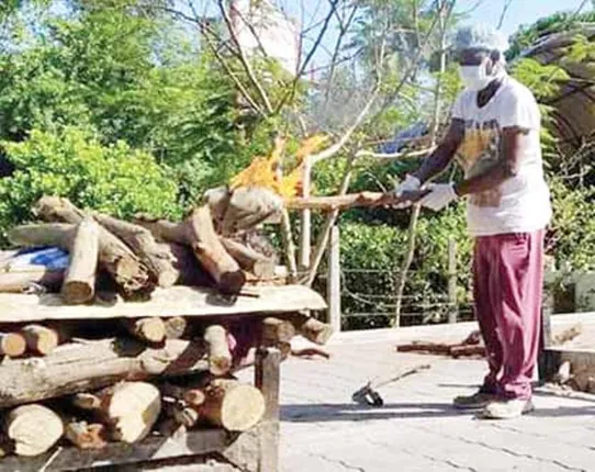 ଗାଁକୁ ଯାଉନି ଶବ; ସତ୍କାର ପାଇଁ ଏବେ ସ୍ବେଚ୍ଛାସେବୀ ଭରସା