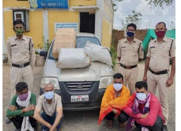 ସାମ୍ବାଦିକ କହି ଓଡିଶାରୁ ଖସି ଛତିଶଗଡରେ ଧରାପଡିଲା, ୫୦ କିଲୋ ଗଂଜେଇ ସହ ୪ ଗିରଫ